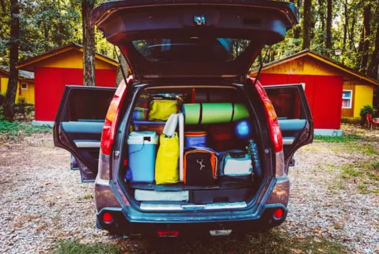 How to Pack Your Car Efficiently: Smart Tips for Safe and Stress-Free Travel